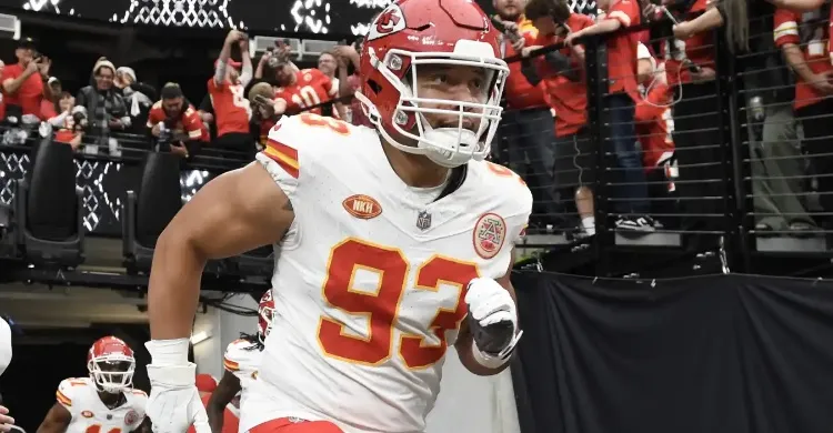 Chiefs Abruptly Cut Two Veteran Defenders Days Before Season Opener