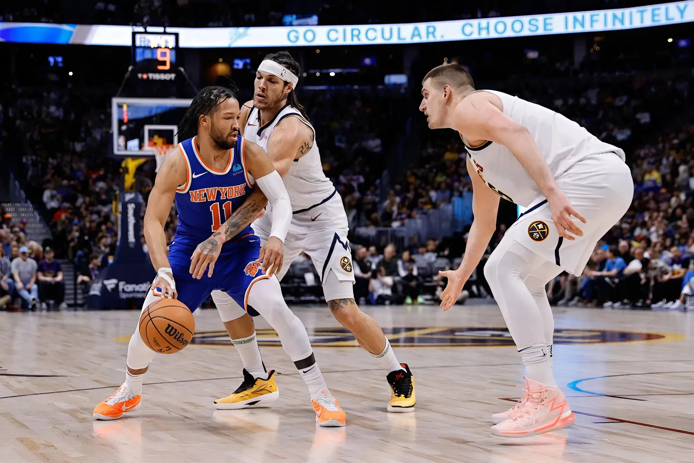 The Knicks One Glaring Weakness At Center