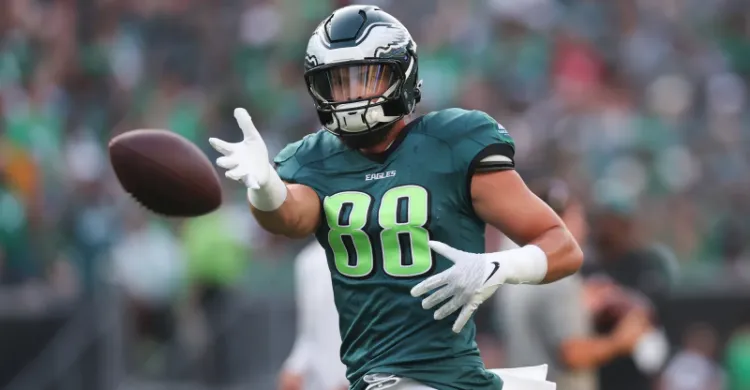 Dallas Goedert Returns To Practice As Eagles Kick Off Week 1 Preparation