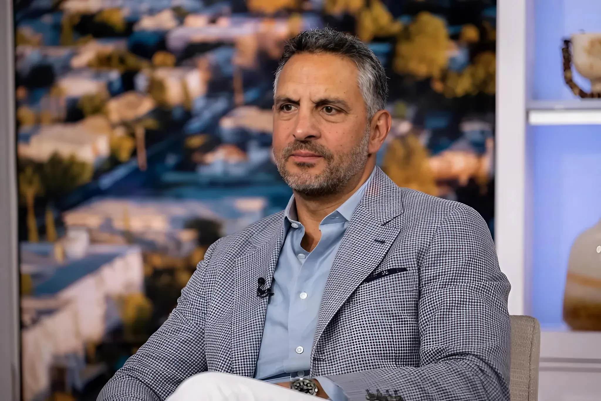 Mauricio Umansky and Real Estate Company Accused of $3.5 Million Pandemic Relief Loans Scam