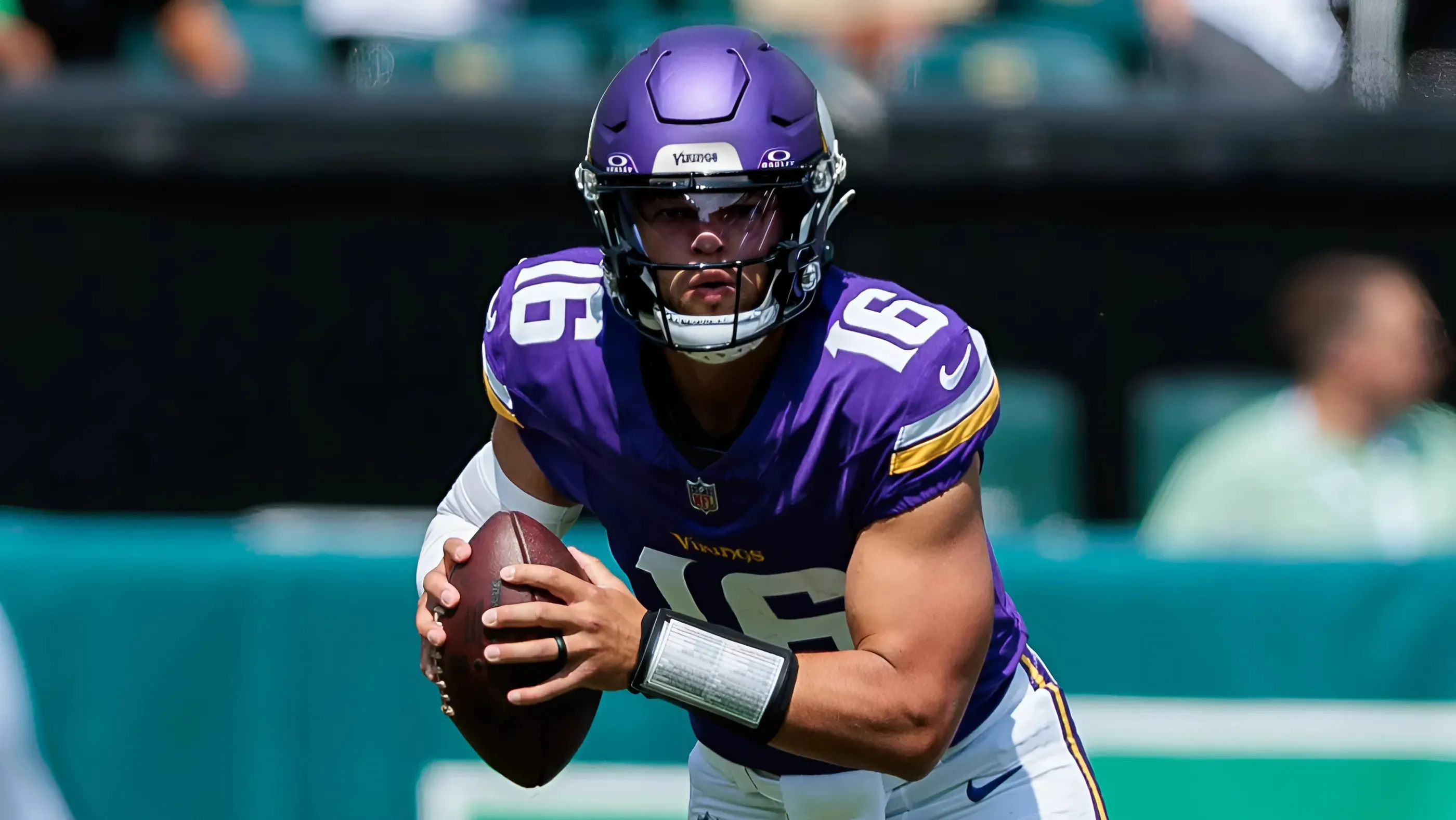 Seahawks add former Vikings QB to practice squad