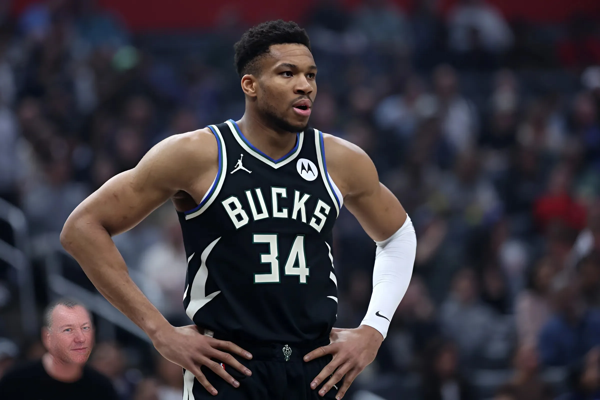 Giannis Is Reportedly Willing To Pay $1 Million For LeBron-Curry-Durant Triple Autograph Card