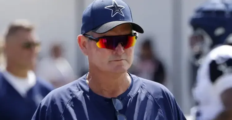 Cowboys Coach Turns Heads With Unprovoked Swipe at QB