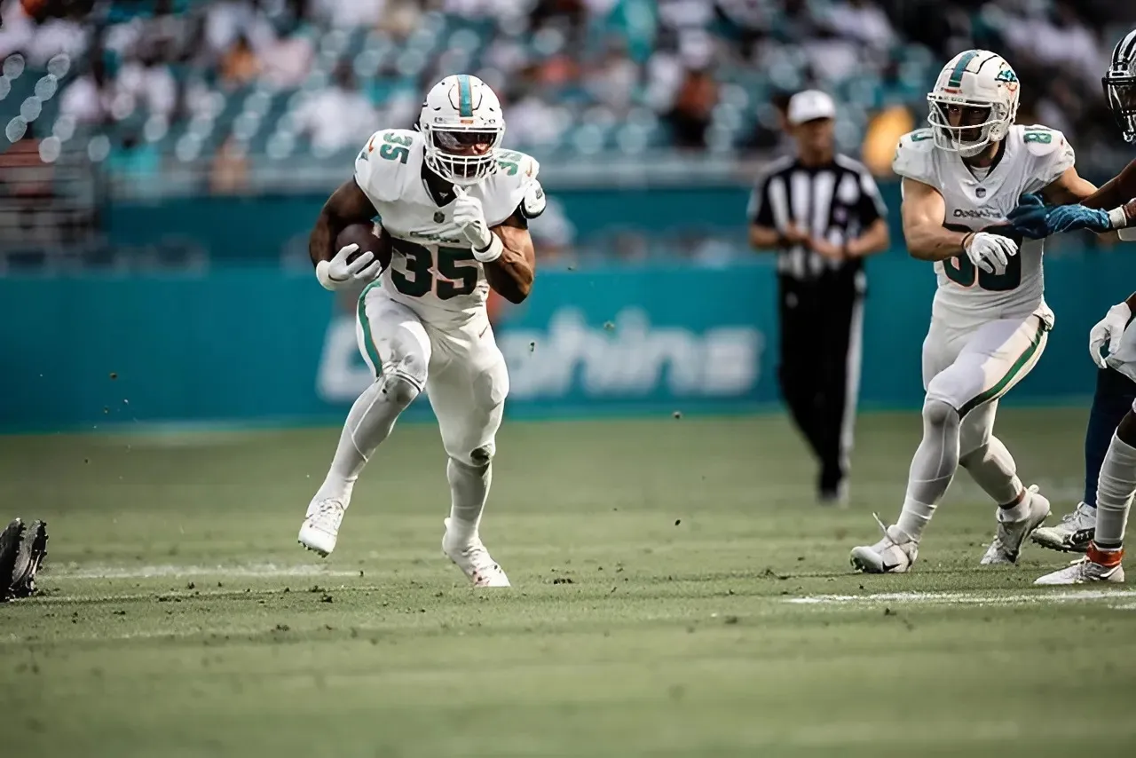 Dolphins have gifted the Packers the perfect solution to running back injuries