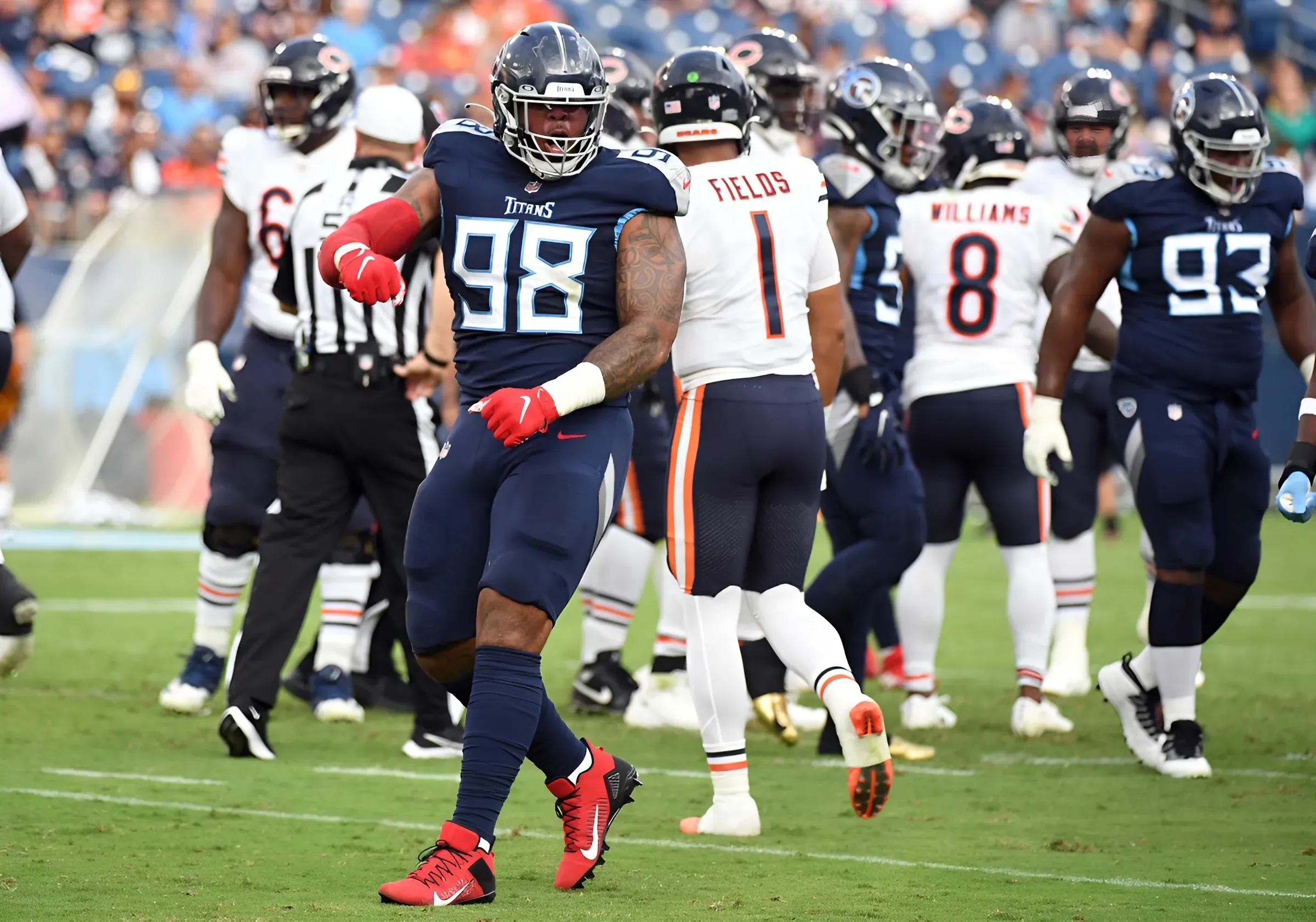 Titans DL Jeffery SImmons Claims He’s Going To ‘Knock The Nail Polish’ Off Of Bears QB Caleb Williams