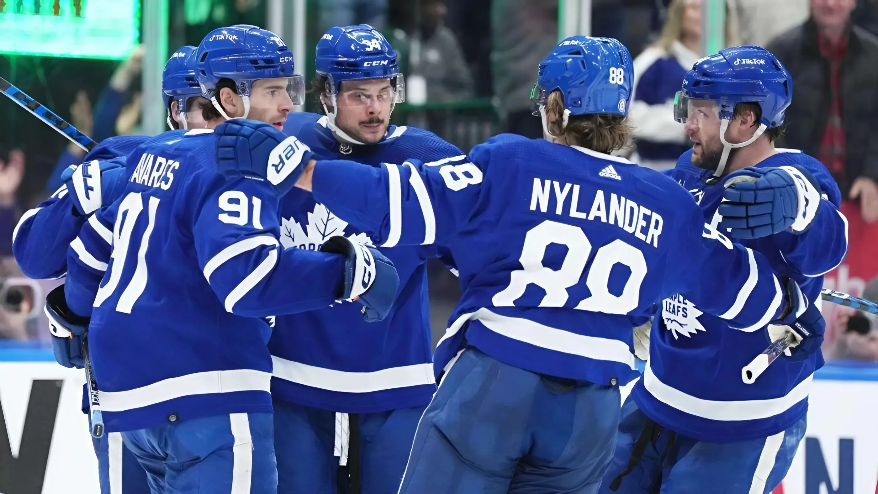 Analyzing the Toronto Maple Leafs Power Play Alignment for 2024-25