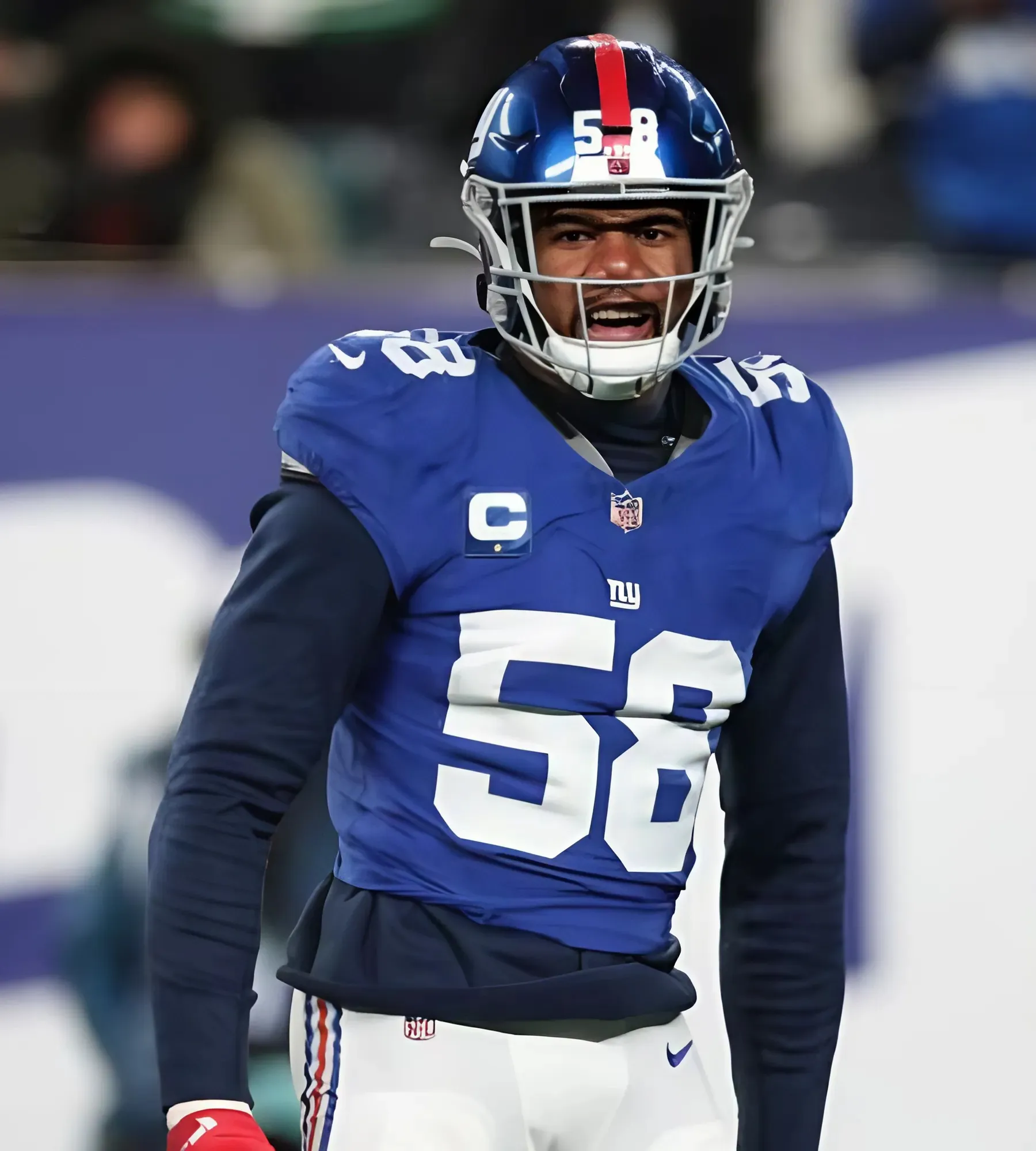 Giants create $4.5M in salary-cap space with contract restructure