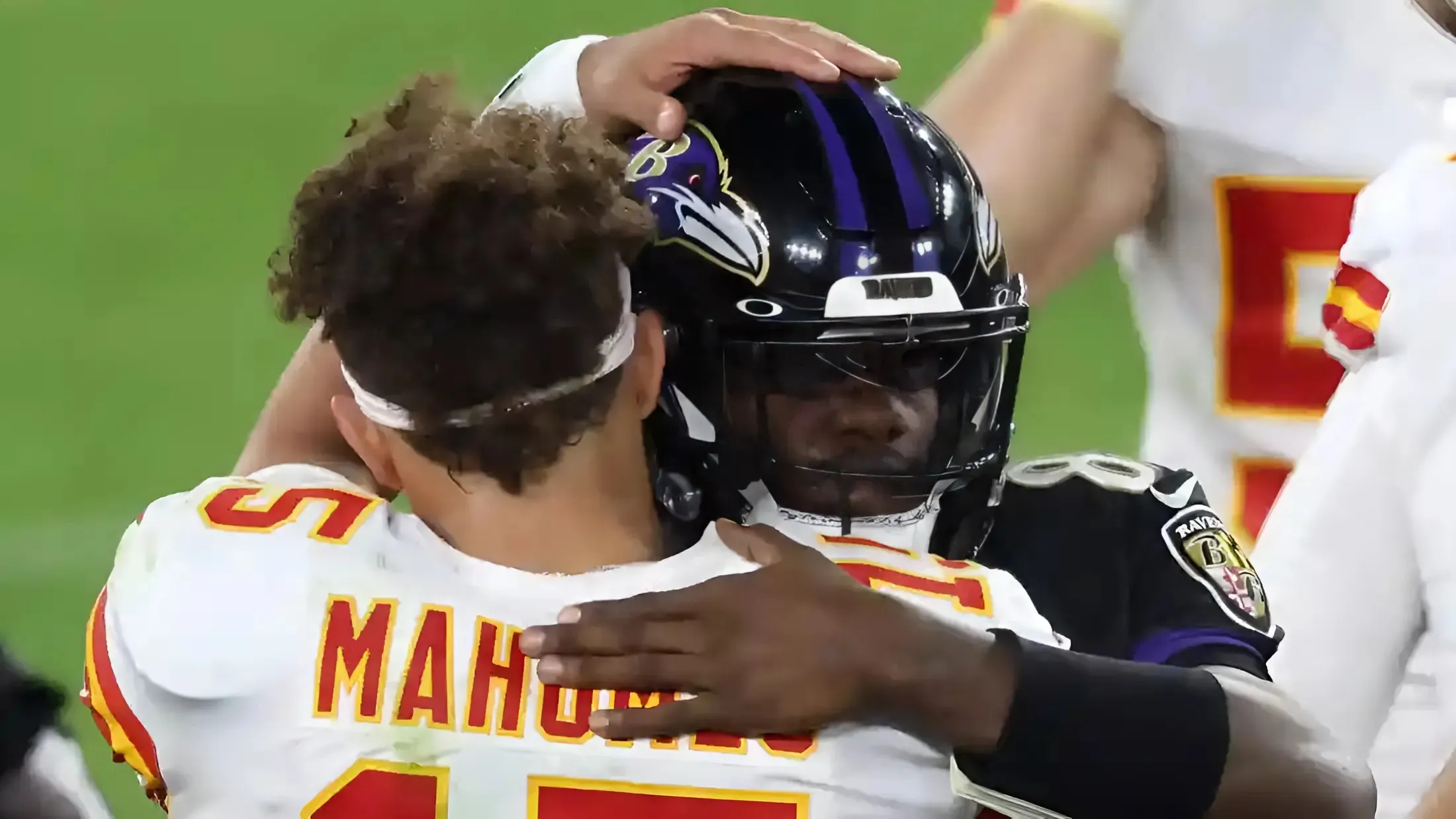 Lamar Jackson’s Comment About Patrick Mahomes Turns Heads Before Kickoff