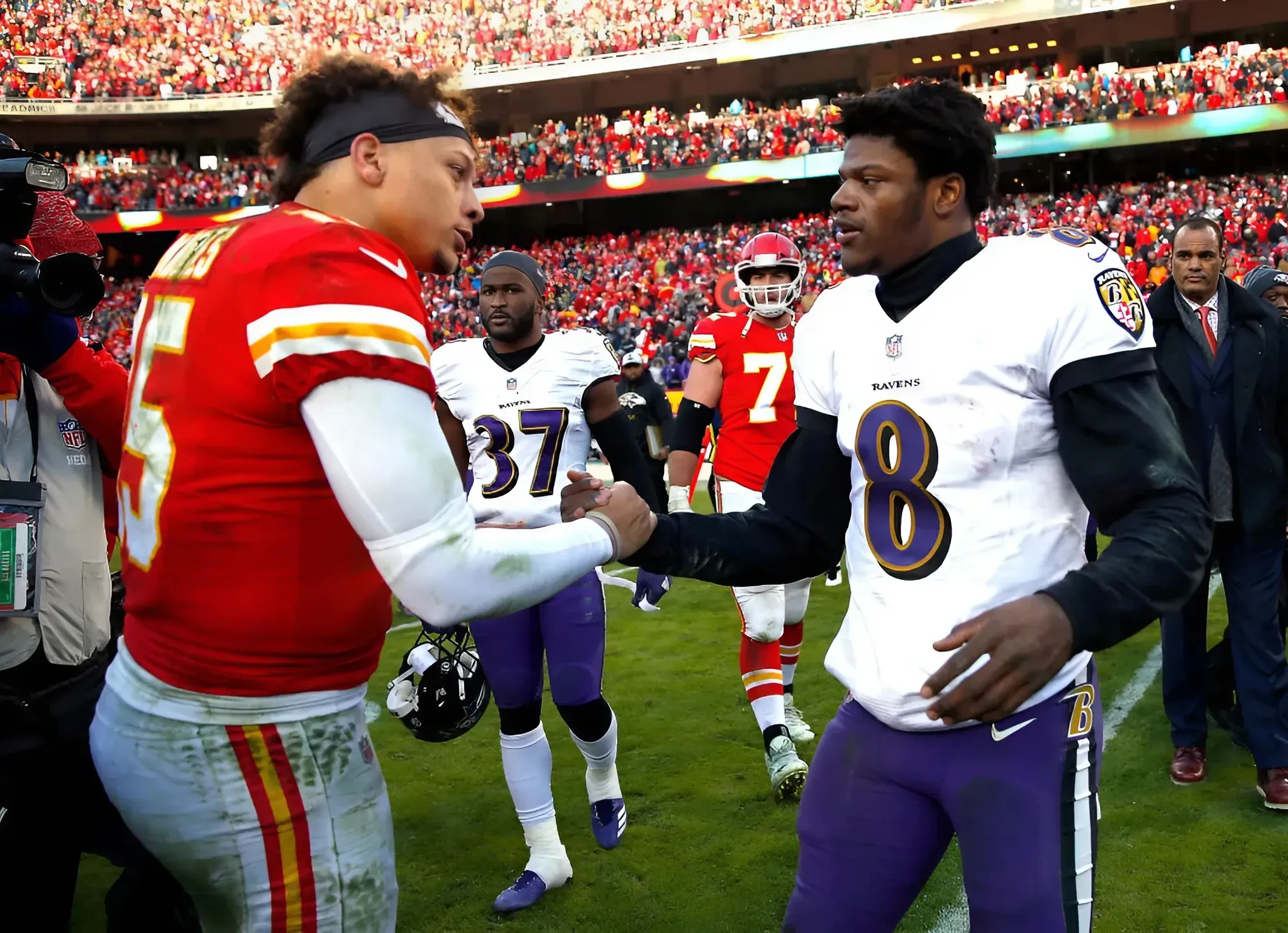 Lamar Jackson’s Comment About Patrick Mahomes Turns Heads Before Kickoff