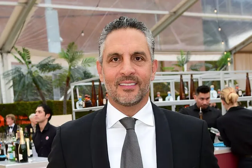 Mauricio Umansky Announces a Career Pivot Amid The Agency's Growth: "Elevating"