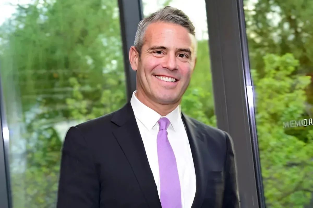 Andy Cohen’s Son Ben Made an Adorable Nature Discovery & His Utter Joy Is Contagious ngocc