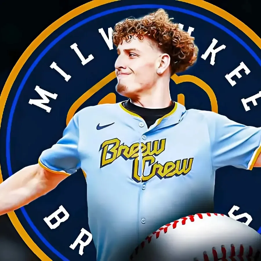 Warriors' Brandin Podziemski shows off baseball skills at Brewers game