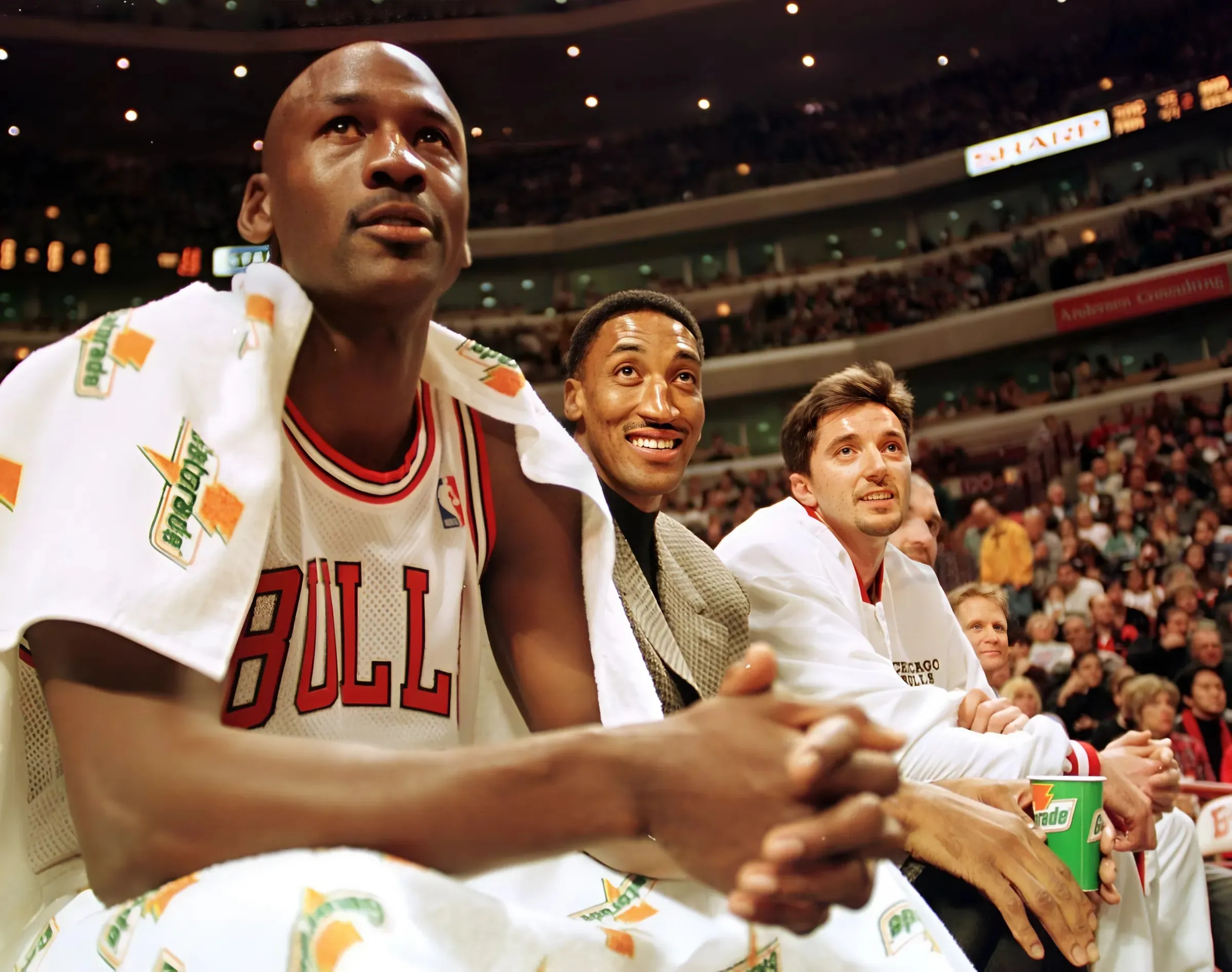 Michael Jordan Told Baseball Teammates From Bathroom That Toni Kukoc Would Hit Playoff Game-Winner vs. Knicks After Scottie Pippen Refused To Go In For Bulls: ‘I Predicted The Whole Scenario’