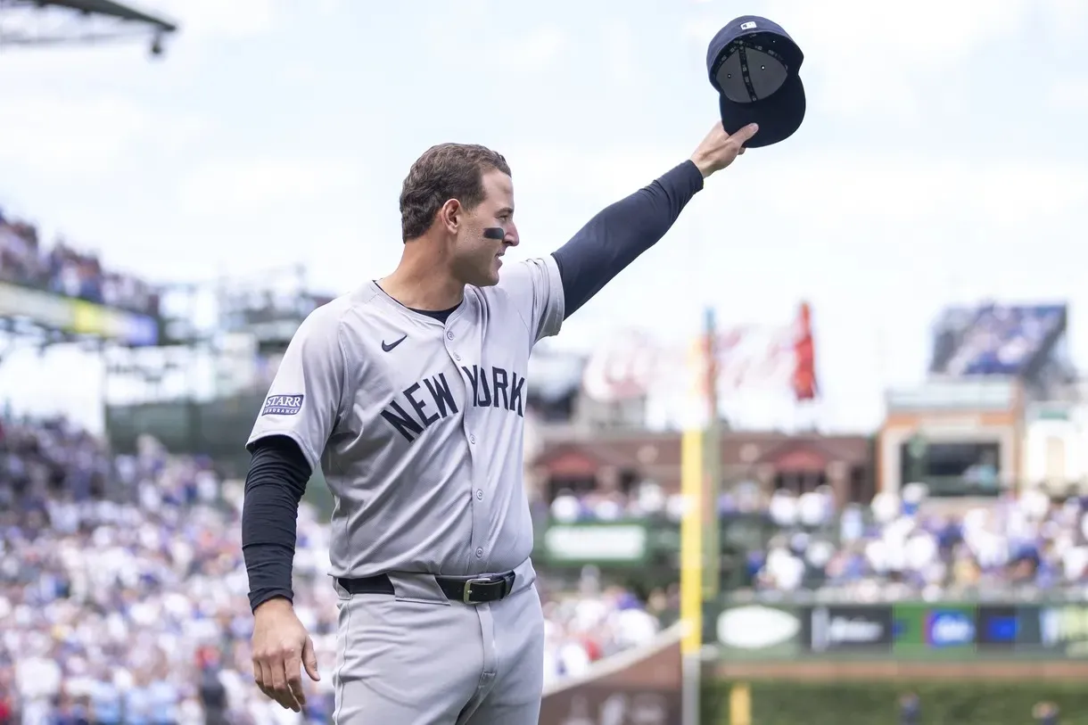 Yankees 3, Cubs 0: Playoff hopes circling the drain, and Anthony Rizzo’s emotional return