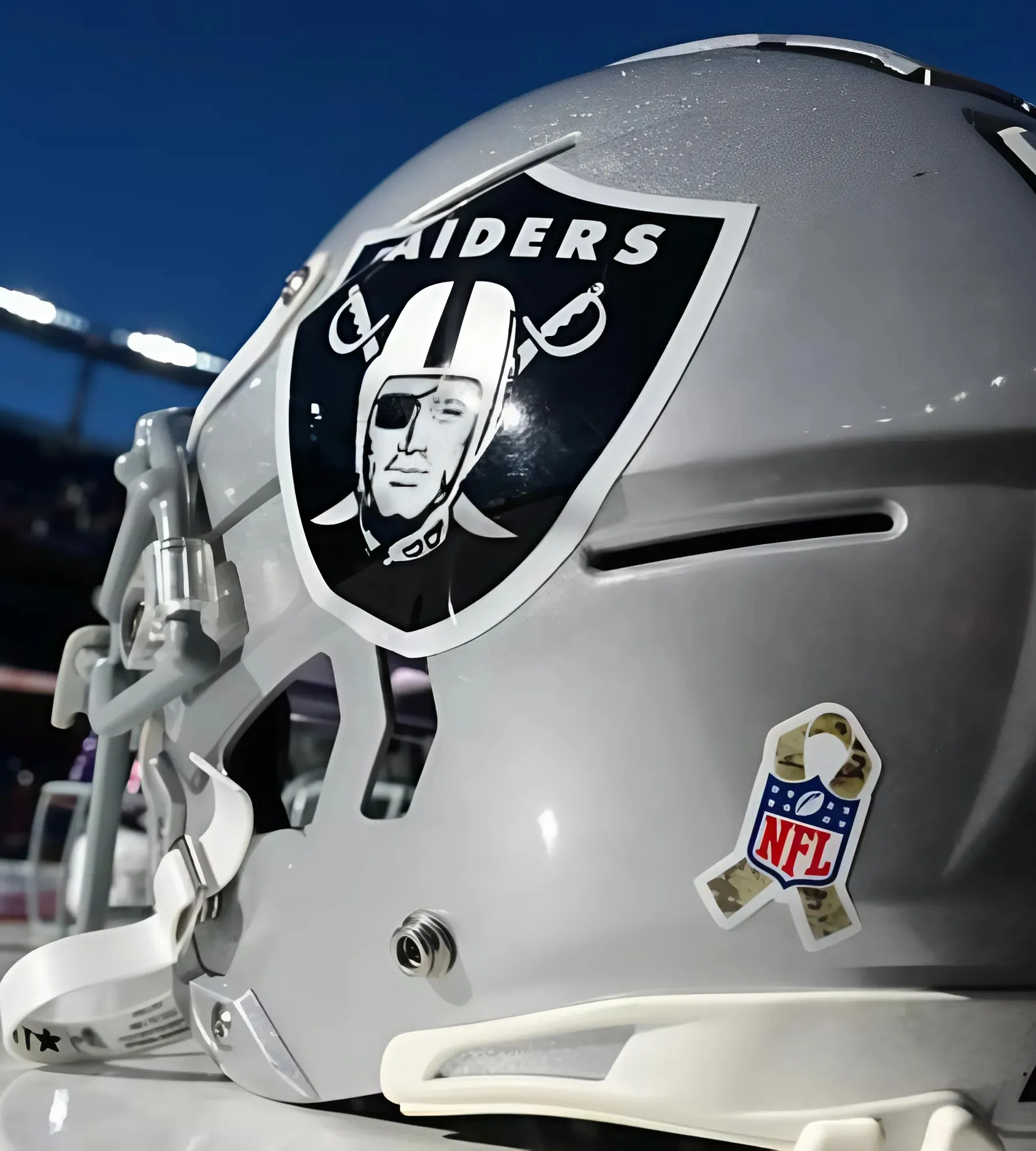 Raiders named potential landing spot for big-name QB in 2025 free agency