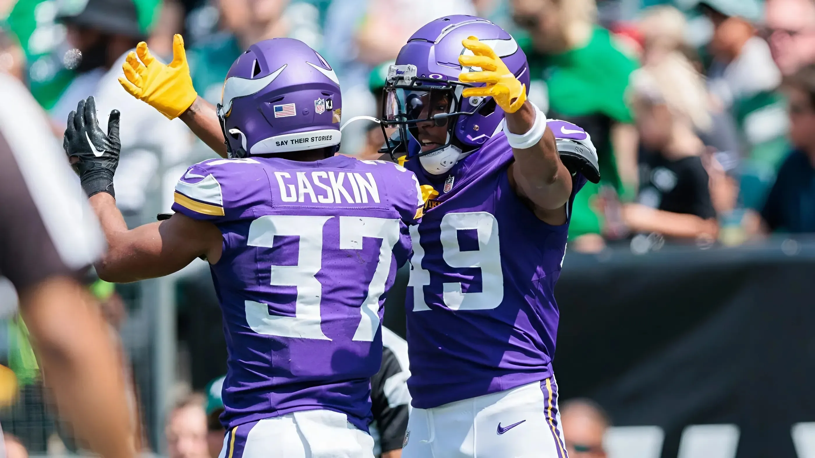 Minnesota Vikings Activate Two Practice Squad Players for Sunday