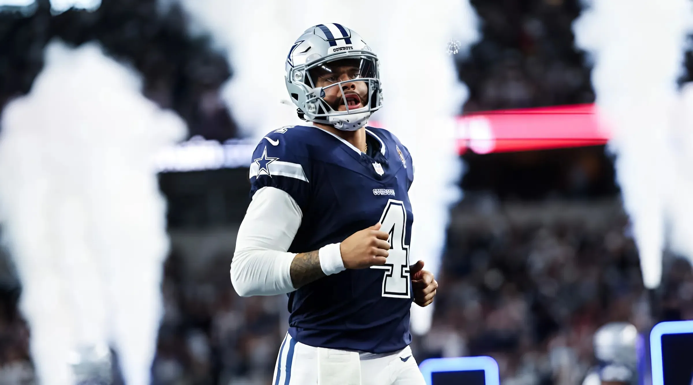 Which jerseys are the Cowboys wearing today vs. Browns?