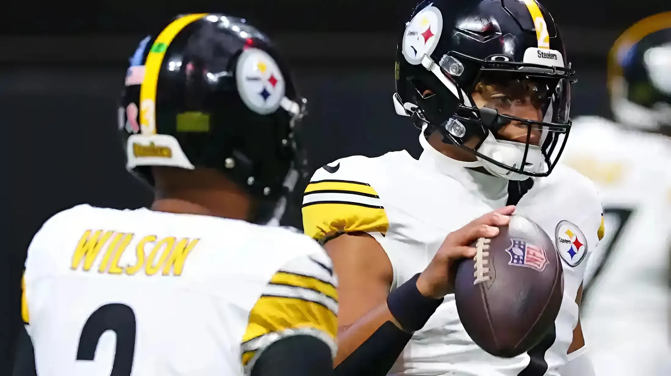 Steelers’ Mike Tomlin Gives 9-Word Answer on Starting QB After Week 1 Win