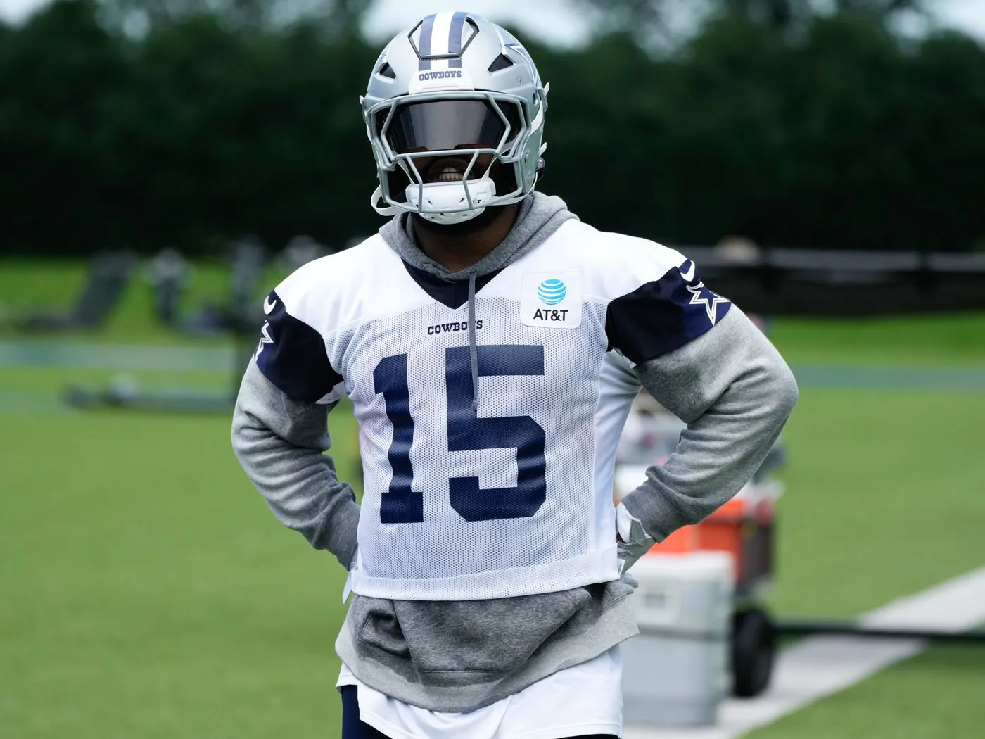 Ezekiel Elliott jersey number: Why Cowboys' RB is wearing No. 15, not 21, in second stint with Dallas