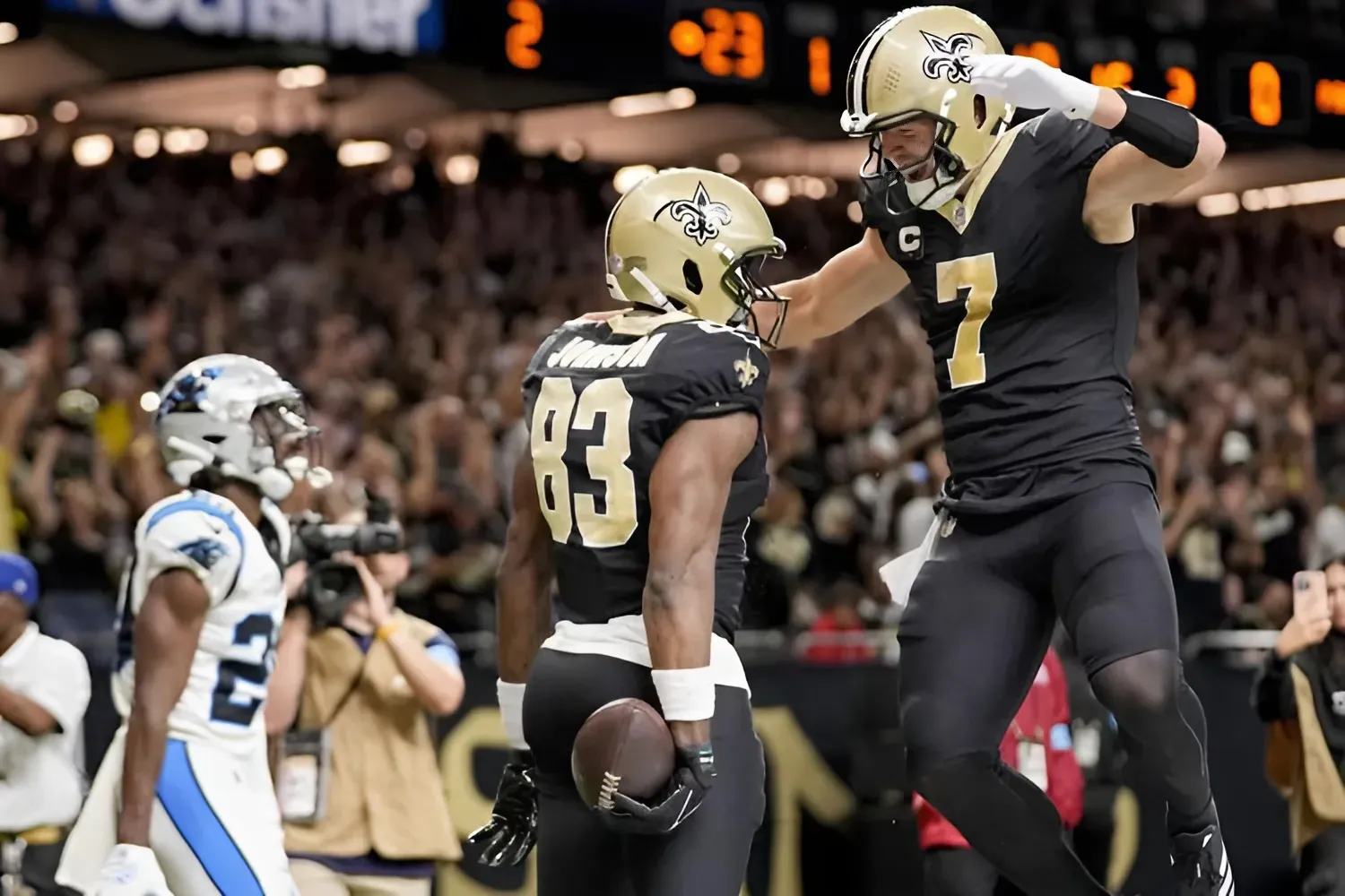 Derek Carr and the Saints rout the Panthers 47-10 in Klint Kubiak's play-calling debut | Sports | valdostadailytimes.com