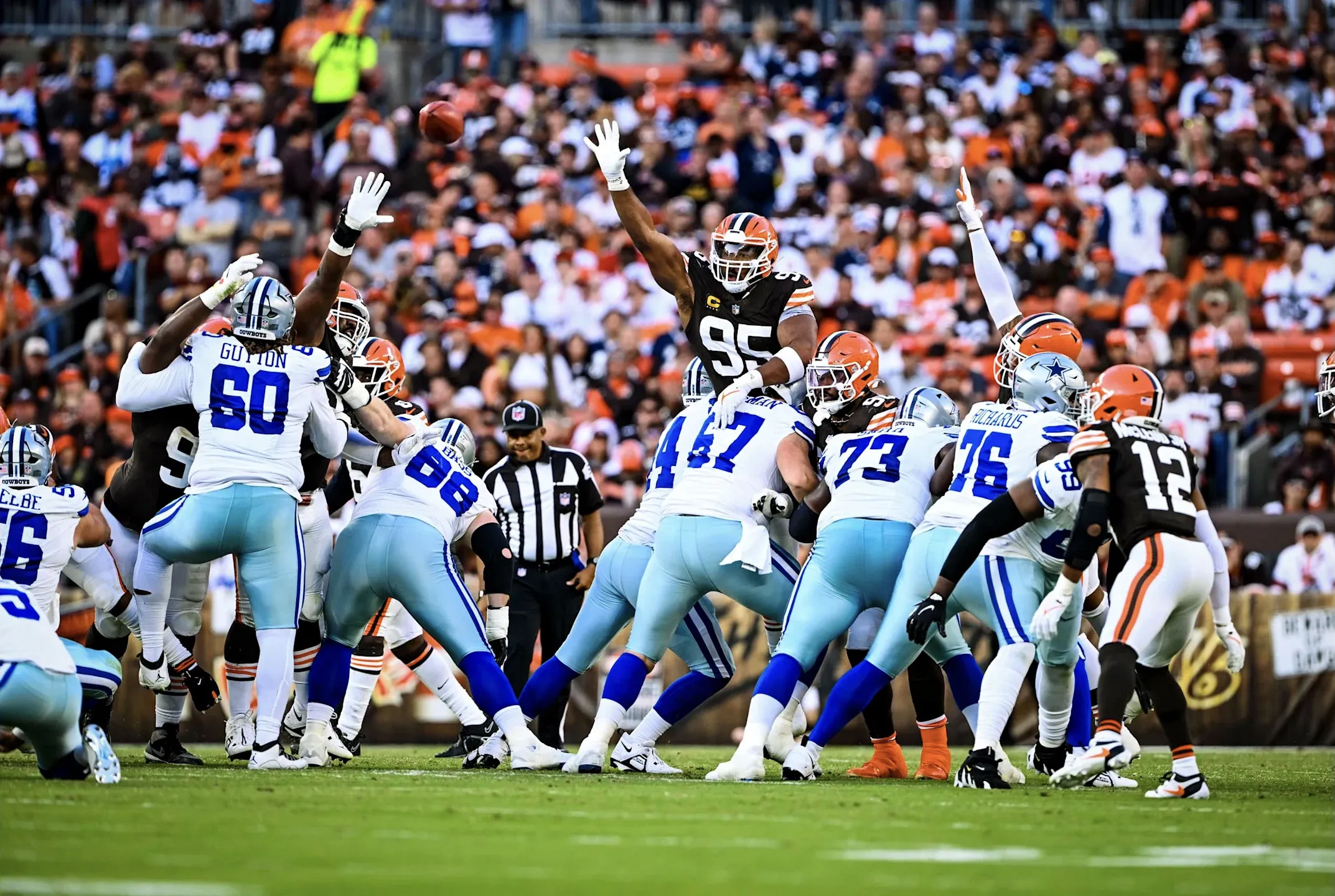 Browns Star Myles Garrett Responds to Fans Booing During Blowout