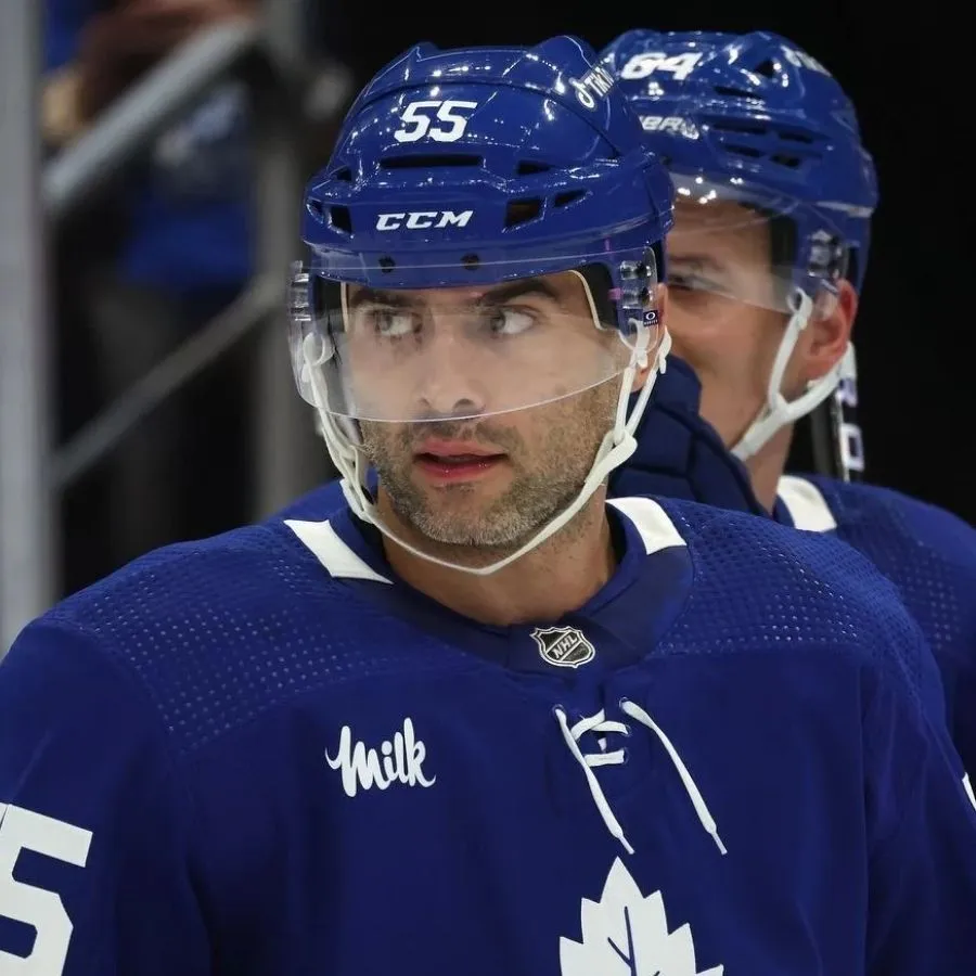 Maple Leafs reportedly still showing interest in a Mark Giordano reunion