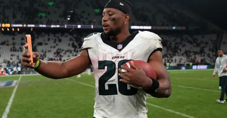 Eagles’ Saquon Barkley Says Old Coach Reached Out Before First Game