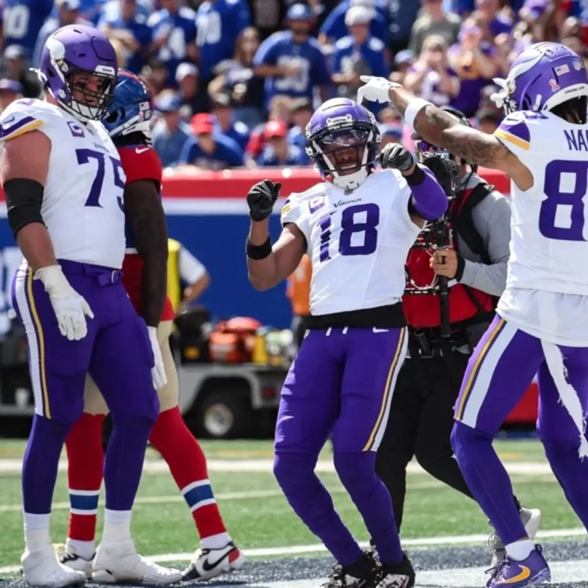 Sam Darnold shines in Vikings debut as Giants fall flat