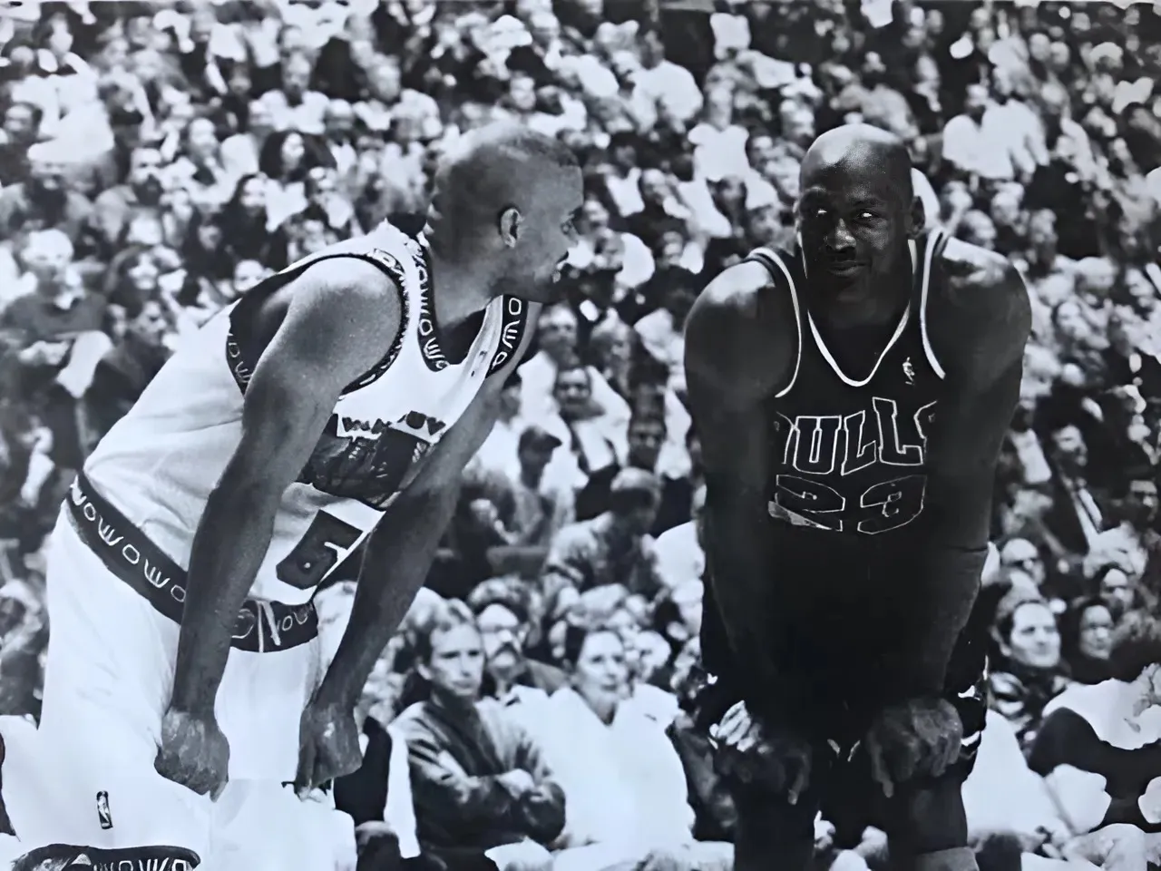 “Little B**ch”: Truth Behind Michael Jordan’s Explosive Rant on Darrick Martin Surfaces Years After Epic Bulls Moment