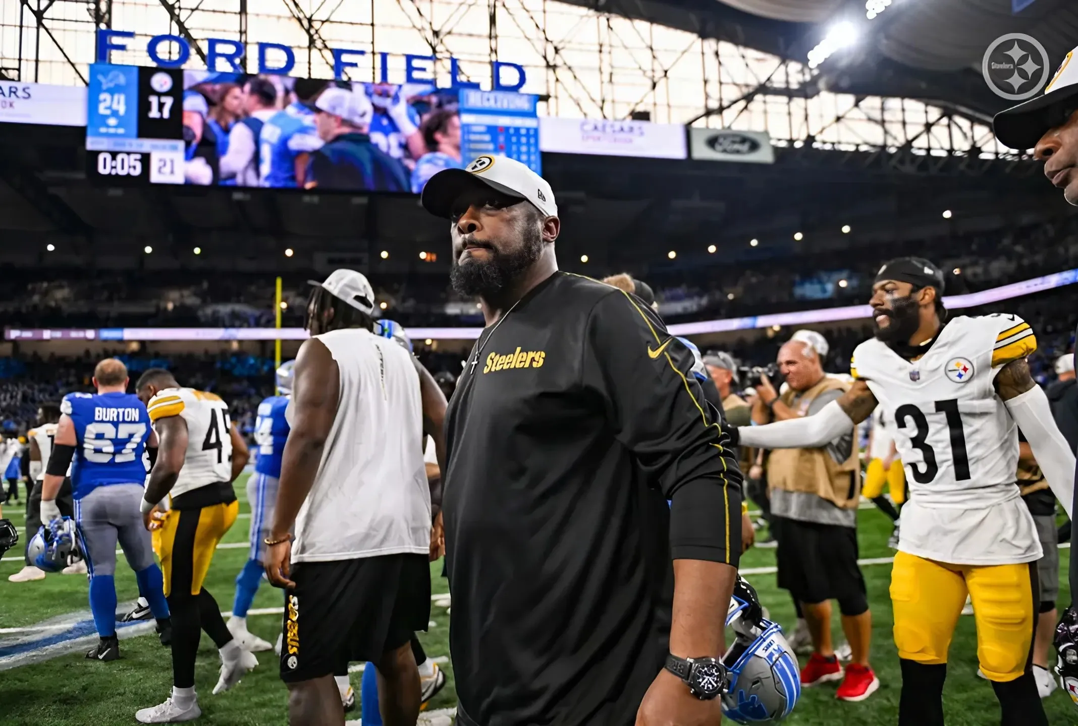 Steelers’ Mike Tomlin Gives 9-Word Answer on Starting QB After Week 1 Win