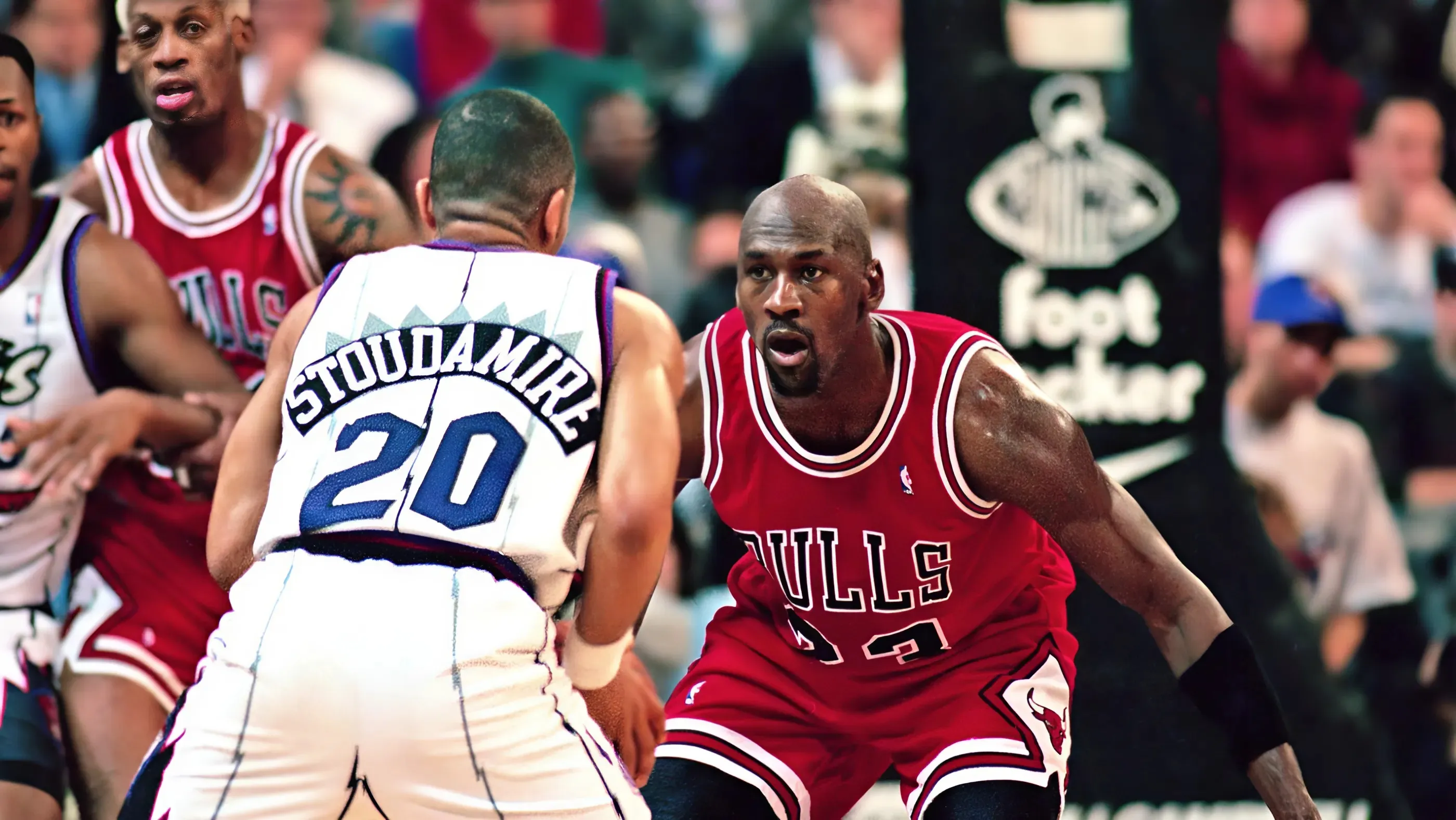 “Never Try That Sh*t Again!”: When Michael Jordan Dropped 19 Points in Six Minutes in the 4th Quarter To Teach Trash-Talking Darrick Martin a Lesson