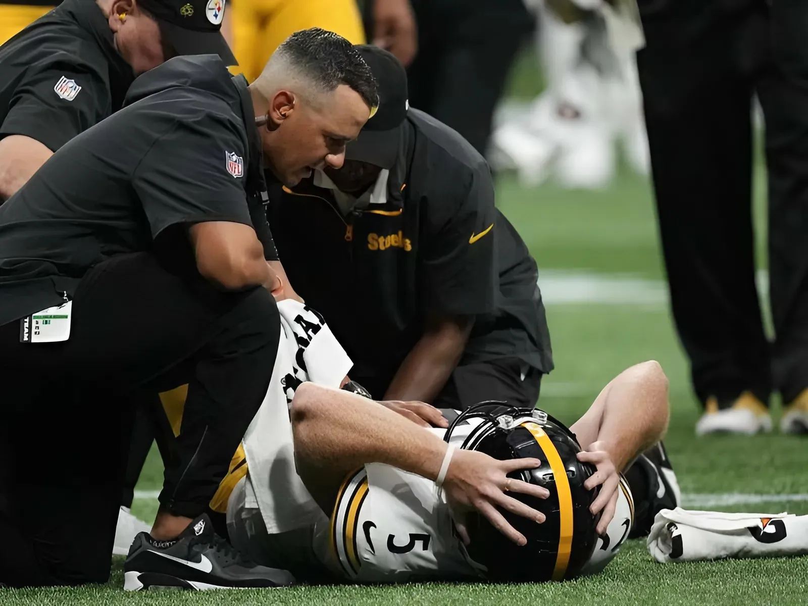 Mike Tomlin shares concerning update on injured Steelers punter Cam Johnston