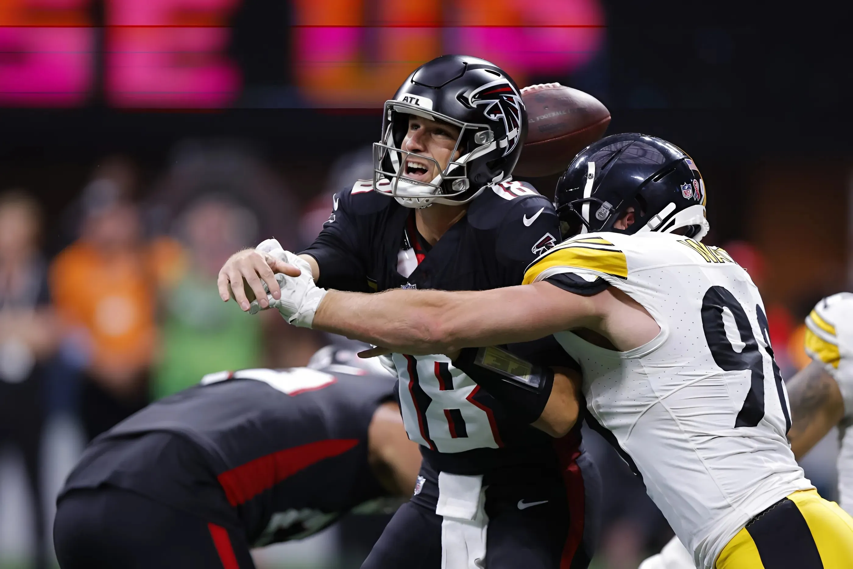 T.J. Watt Says Official Admitted 'He Messed It Up' On Offsides Penalty