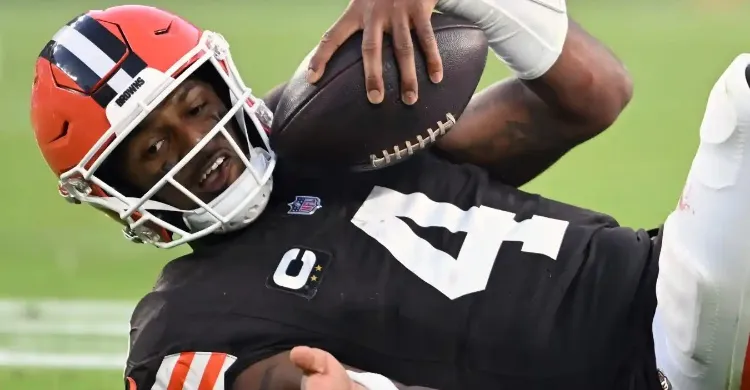 Browns QB Deshaun Watson Sparks Health Concerns After Week 1 Loss