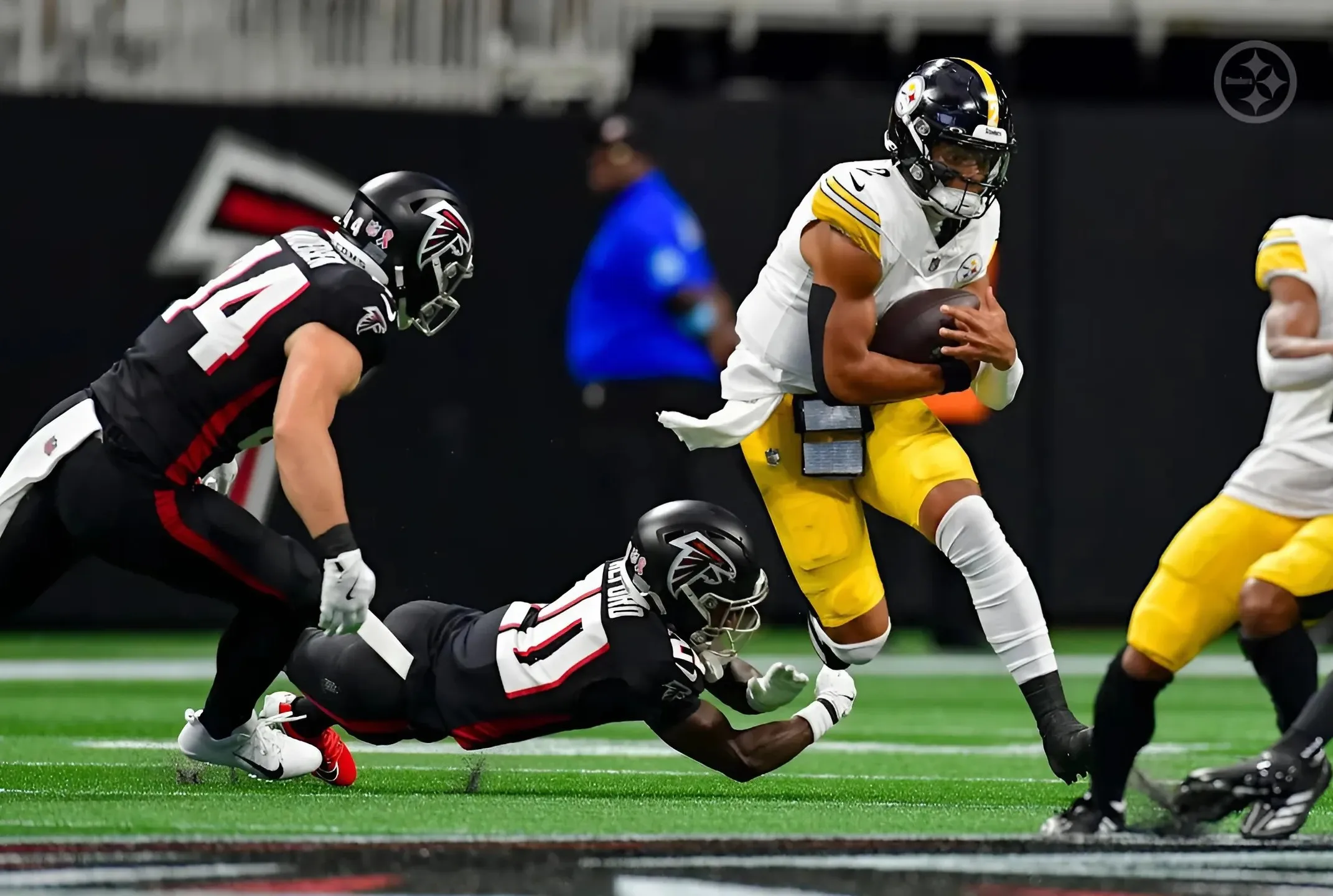 Steelers QB Justin Fields showed enough to keep starting job