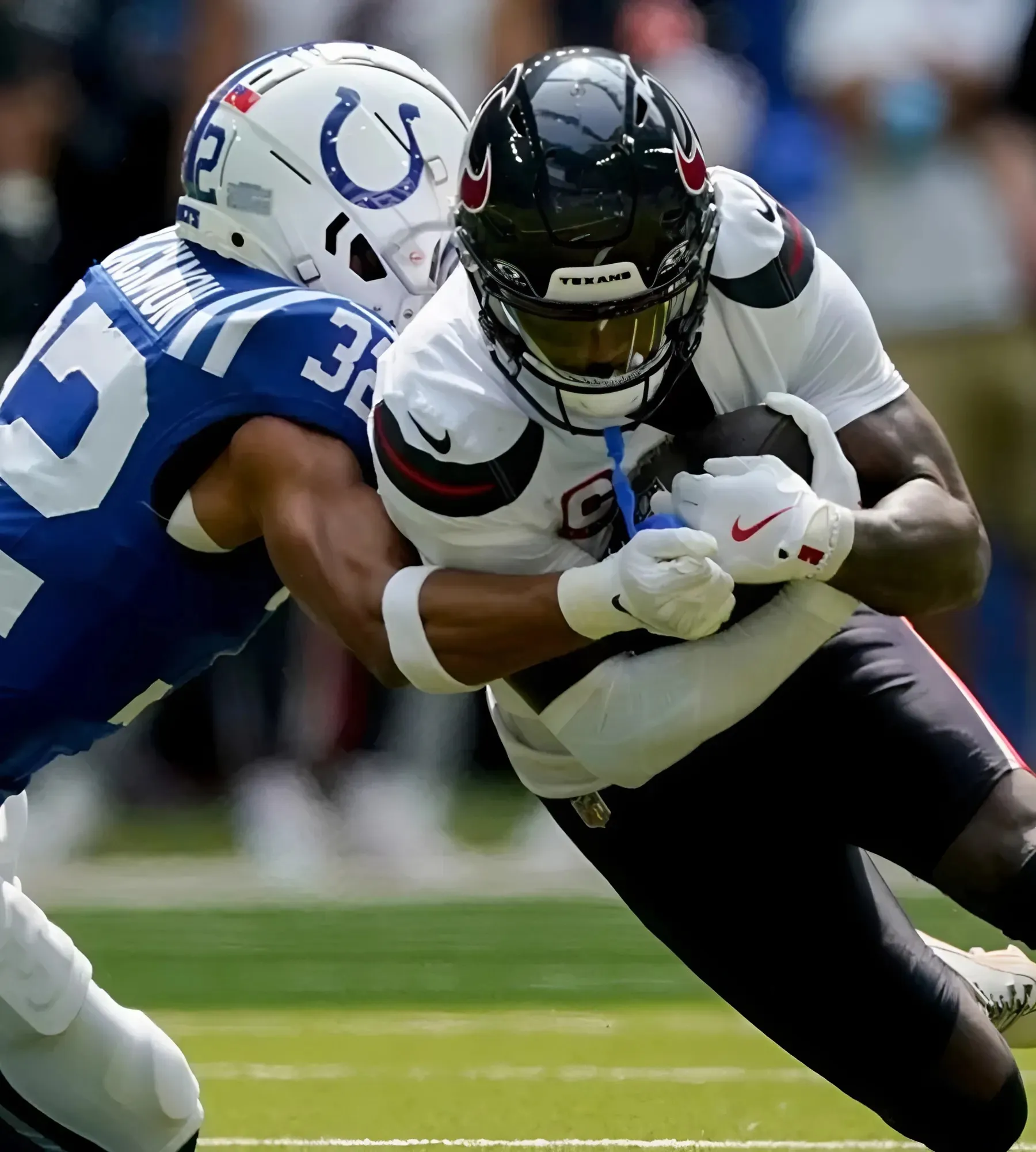 Stefon Diggs, Joe Mixon impact Texans' win over Colts