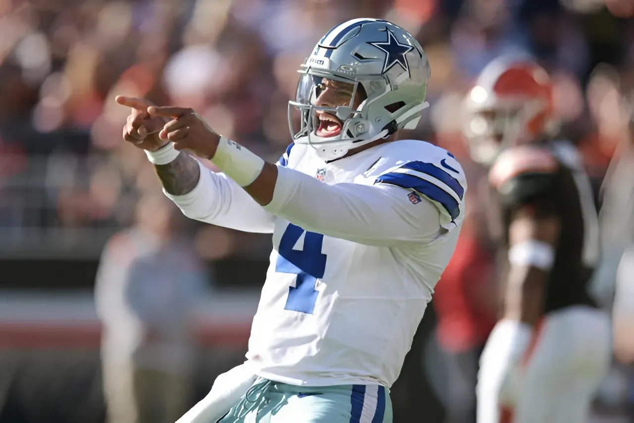 Cowboys Coach Drops Blunt Take on Dak Prescott’s $240M Contract