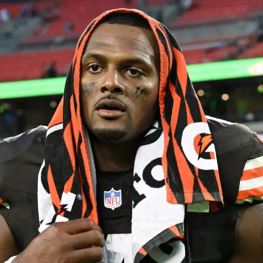 Browns Strongly Advised to Bail on Deshaun Watson After Loss to Cowboys-copy