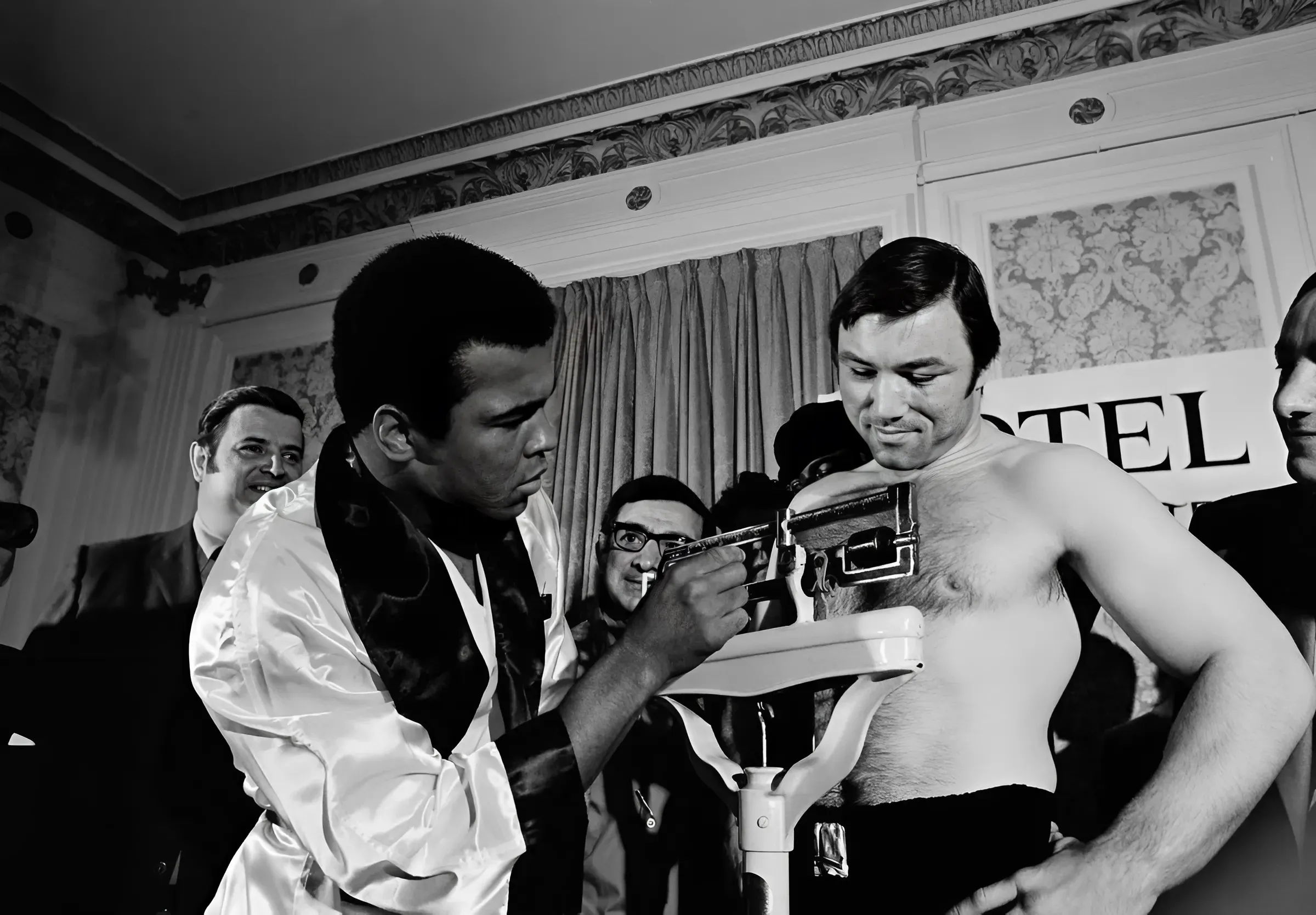 Ali vs. Chuvalo: Brutality, beauty mingled in truly epic brawl