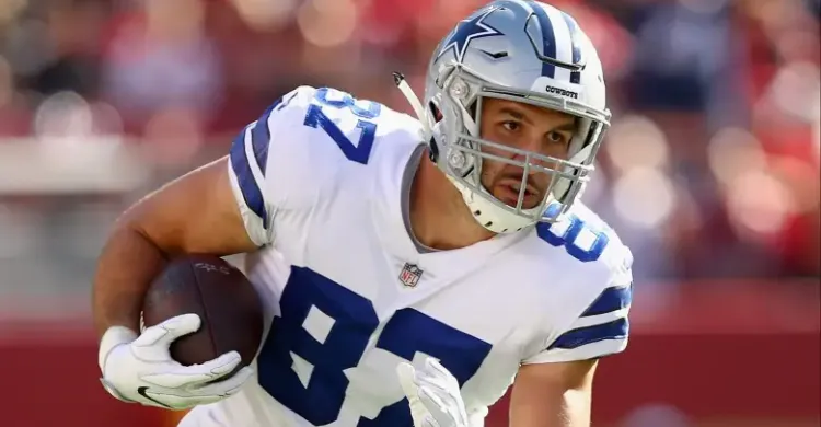 Browns Sign Former Cowboys TE Following Bad Injury News on David Njoku