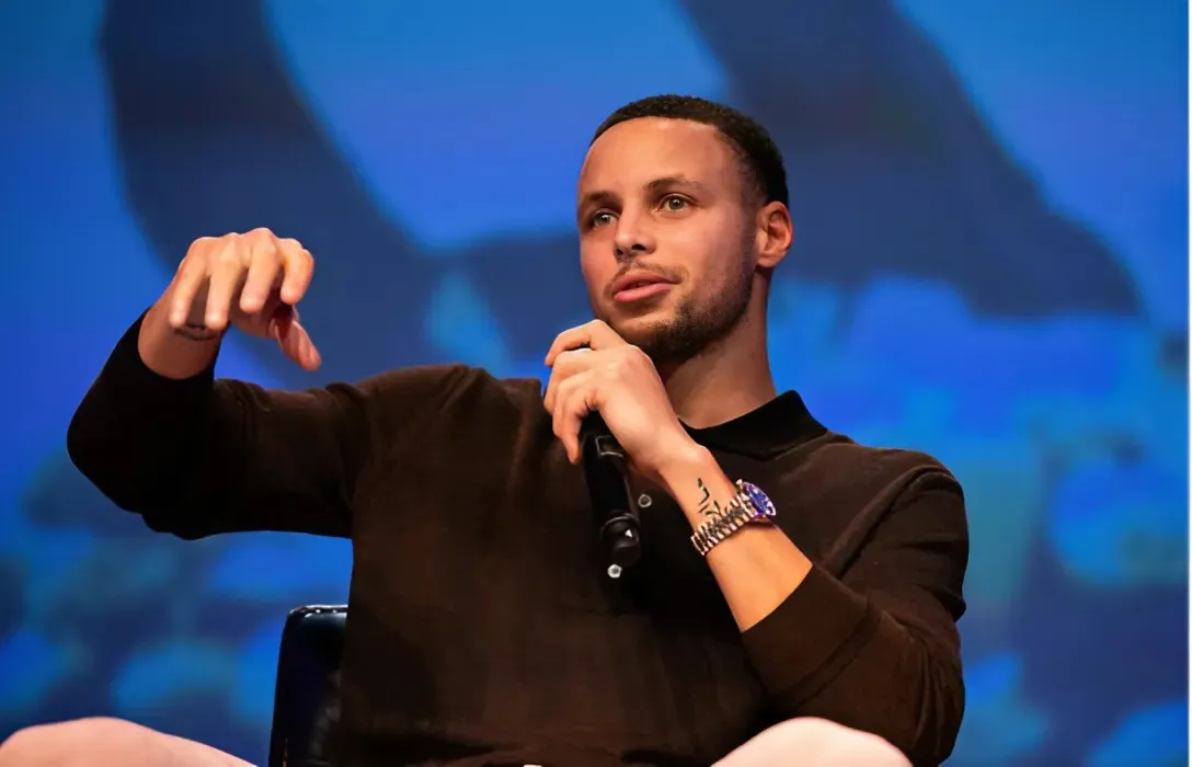 Watch: Steph Curry tries his hand at Douyin, China’s own TikTok during offseason tour