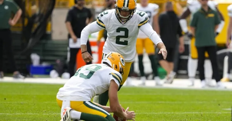 Former Green Bay Packers Kicker Signs with the Detroit Lions