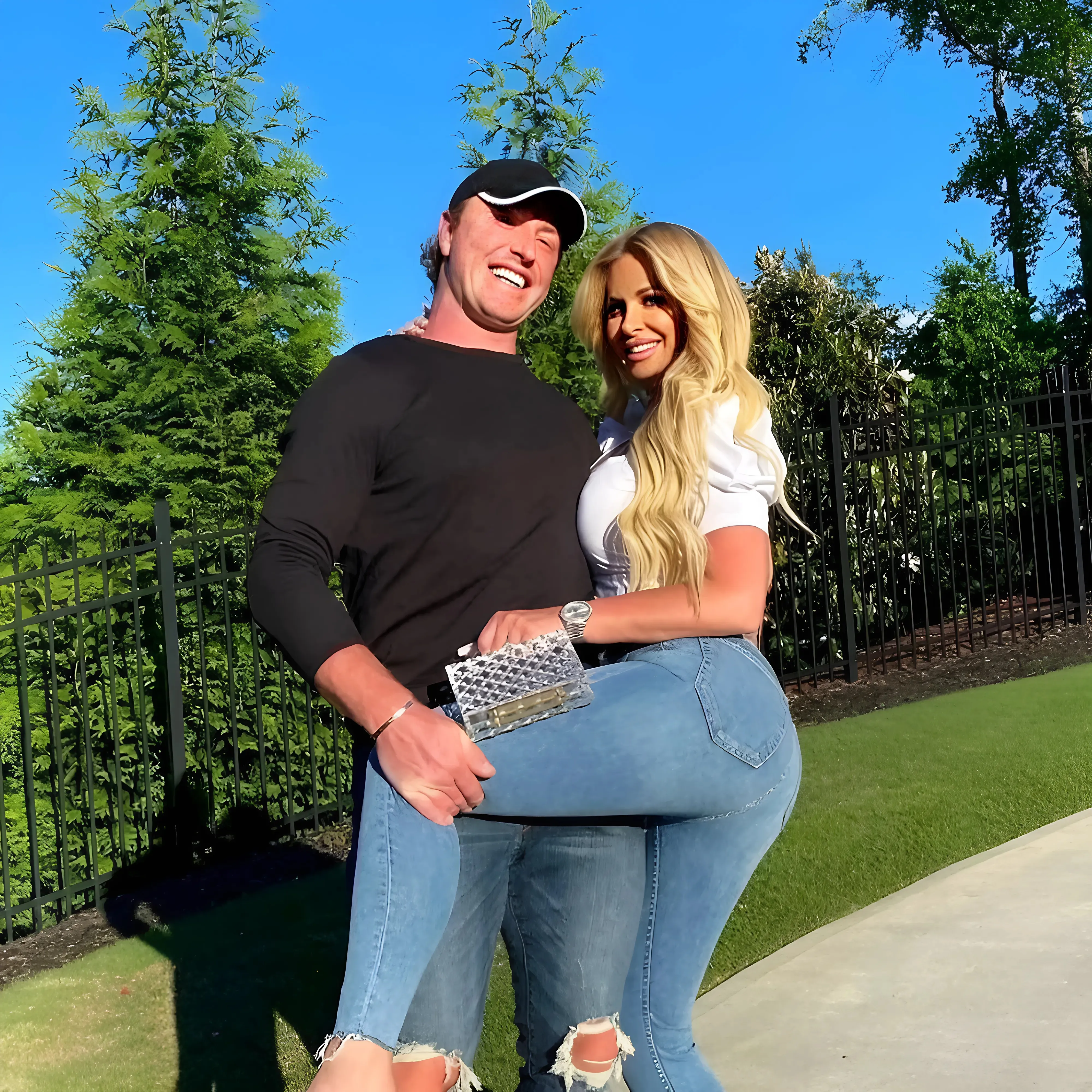 Kroy Biermann slams Kim Zolciak as a 'narcissistic abuser,' claiming 13 years of being 'imprisoned & silenced,' while Kim fires back, accusing him of unpaid bills and revealing his attempt to win her back and force the sale of their home!