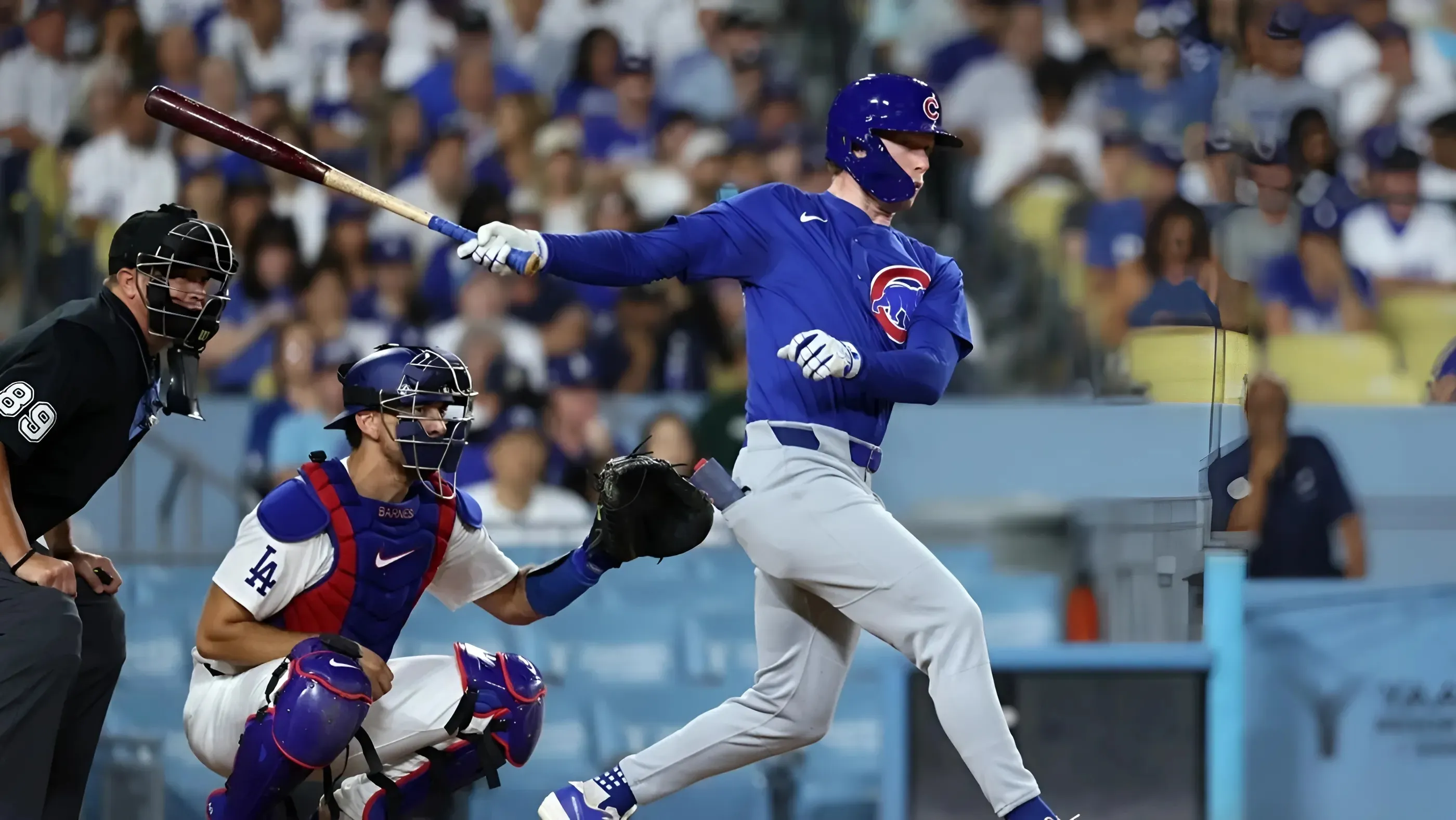 Dodgers' defensive meltdown carries Cubs to win