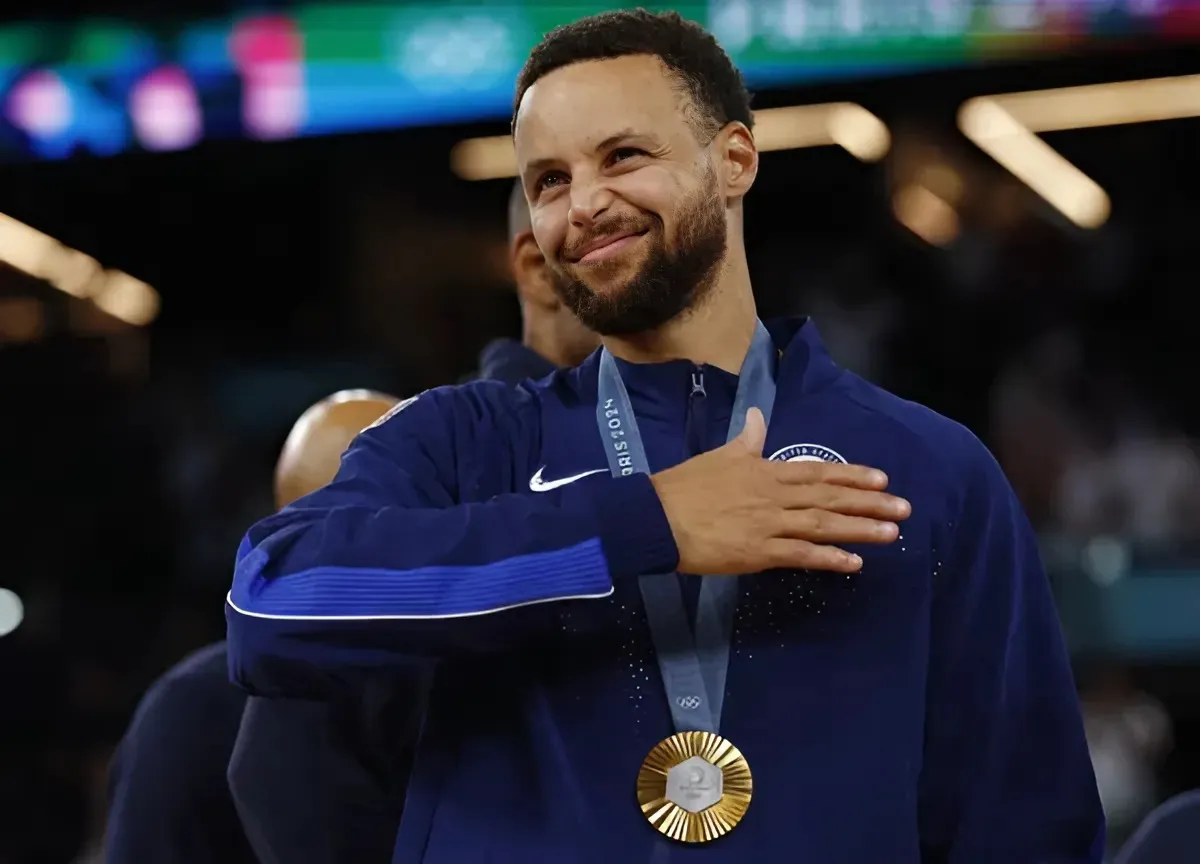 $4.2 Billion News Explains Stephen Curry’s Historic Extension Despite Threatening Warriors Future