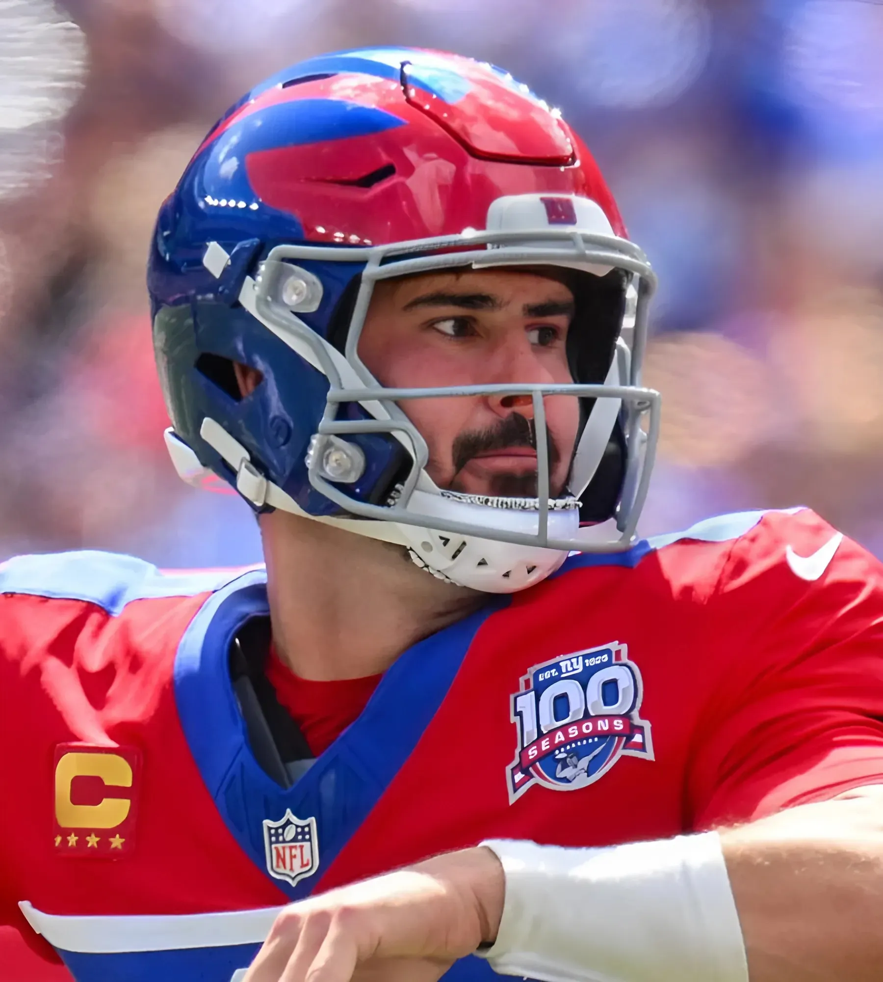 Giants teammates defend Daniel Jones amid growing frustration from fans