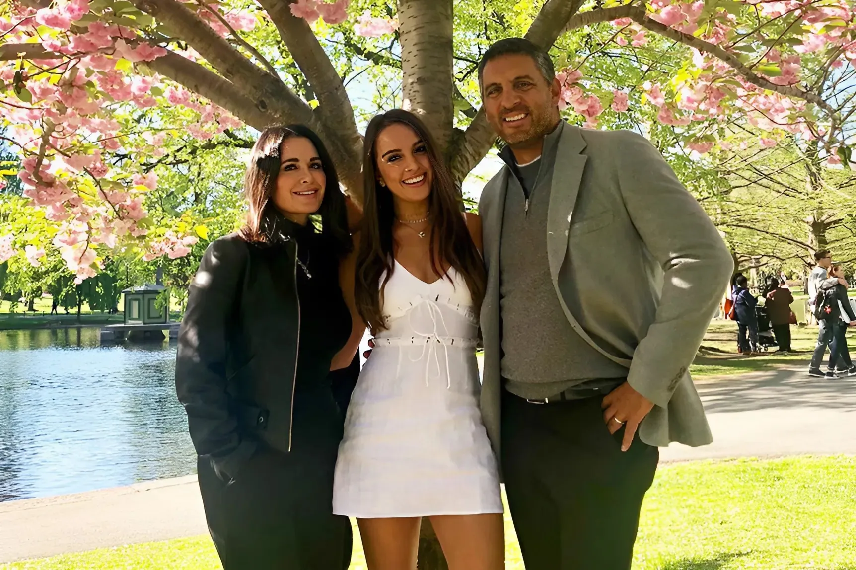 Mauricio Umansky Says He’s “Lucky” to Work with Daughter Alexia at The Agency