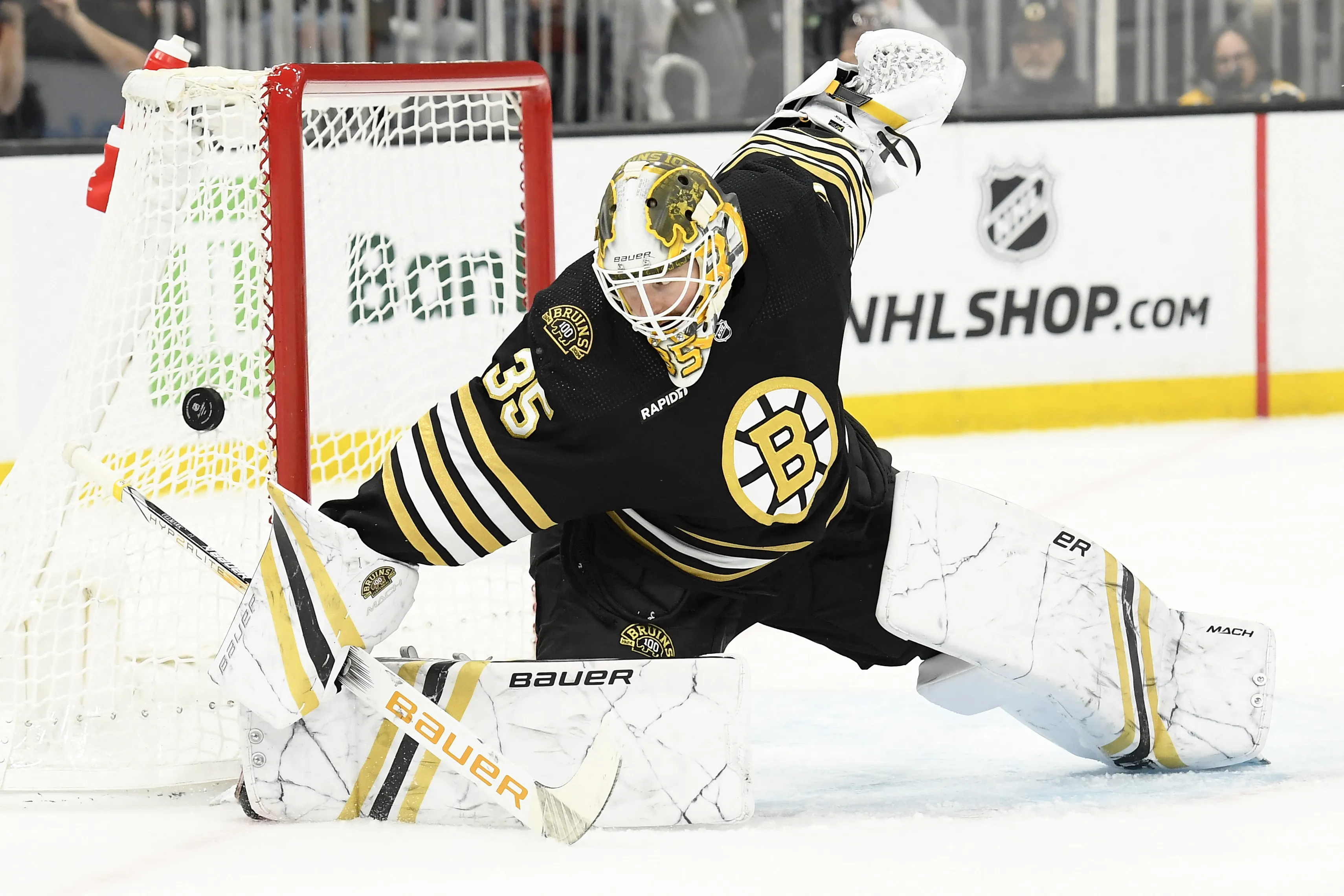 Bruins Had Big Reason to Trade Linus Ullmark Quickly