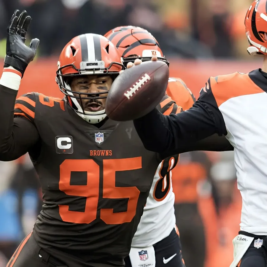 Browns DE Myles Garrett Sends Warning to Jaguars QB Trevor Lawrence