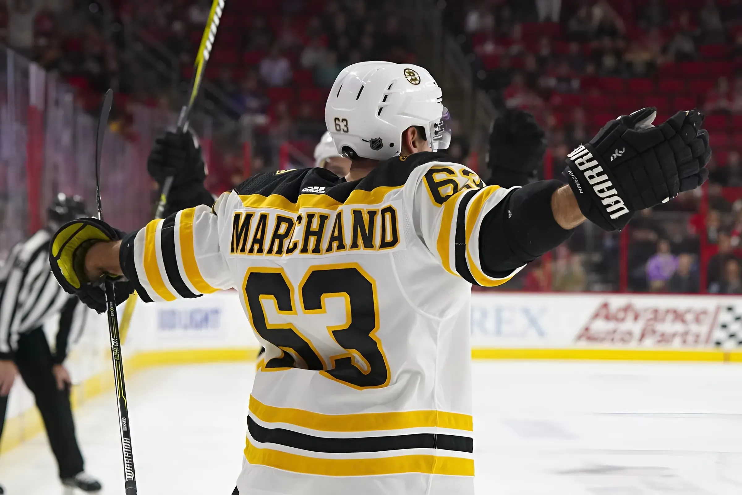 Brad Marchand has a message for Jeremy Swayman amid contract dispute